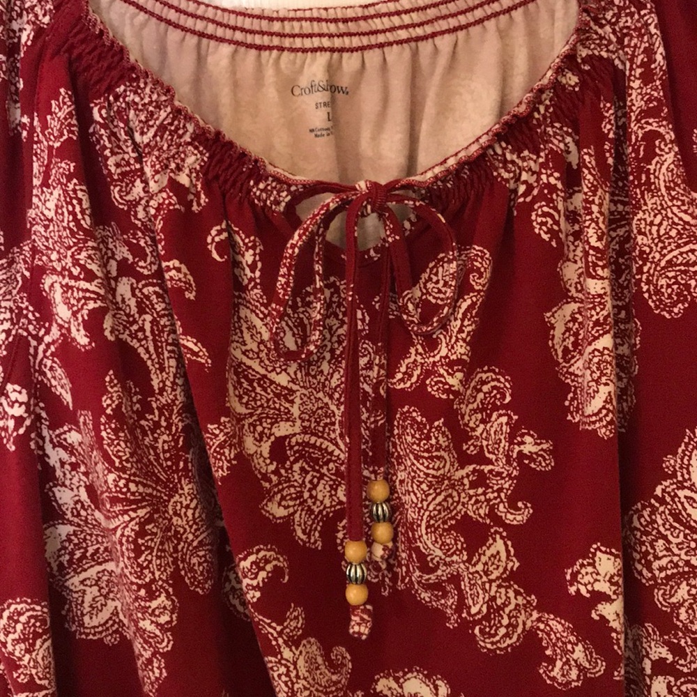 Cute top - Picture 2 of 3